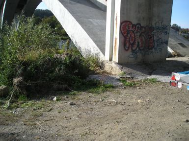 66,40 PB - skldky pod mostem Zvodu mru na Zbraslavi
